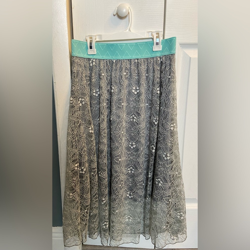LulaRoe Lola lace midi skirt - size small